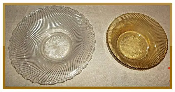 1930s Federal Diana Glass Serving Bowls