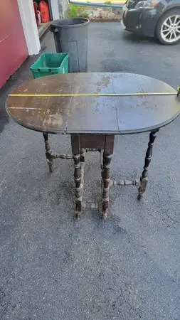 Old, Vintage leaf Table $30