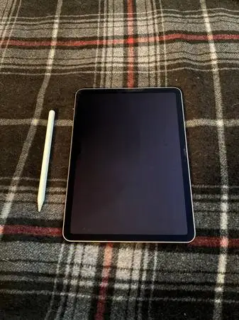 2024 Apple iPad Air and Apple Pencil Pro