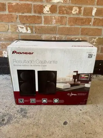 Pioneer SP-BS21-LR Bookshelf Speakers HiFi Stereo Andrew Jones