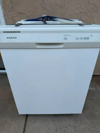 WORKING AMANA 24 inch dishwasher