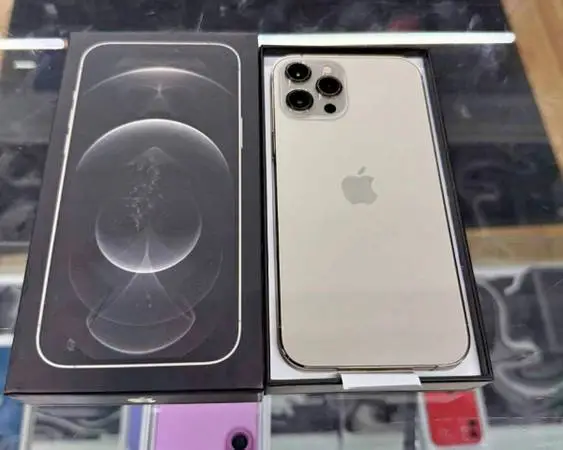 IPhone 12 Pro Max Unlocked