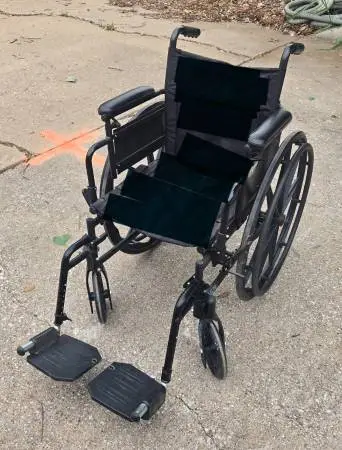 ₩HEEL CHAIR / MEDICAL TRAVEL CHAIR / PORTABLE POTTY