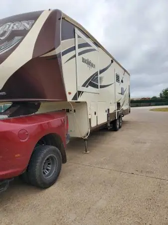 RV towing .. USA... not CA or Or