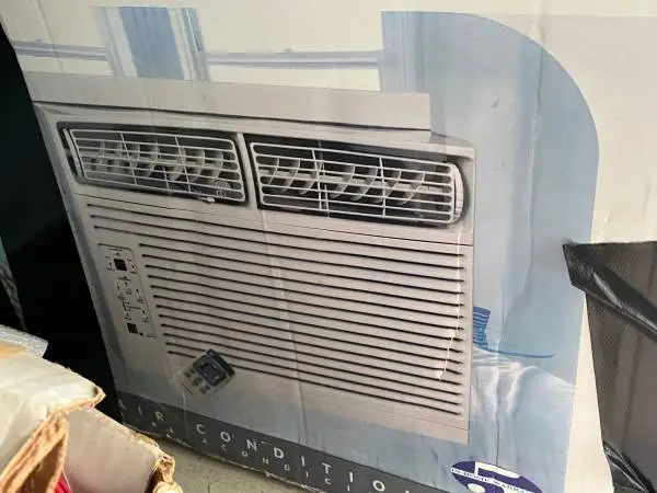 WindowAir conditioner