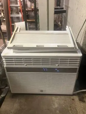 GE 10000 BTU Window Mounted Room Home Office AC Air Conditioner Unit