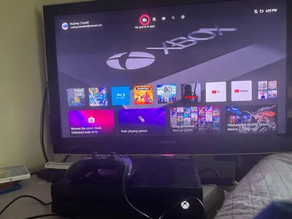 40” Samsung Flat Screen Full HD 1080p Tv W/500gb Xbox One