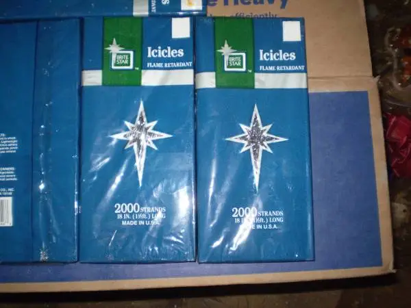 Vintage Brite Star Christmas Tree Silver Tinsel Icicles Box of 2000 18