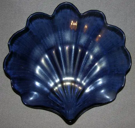 Decorative Scallop Shell Cobalt Blue Glass Dish