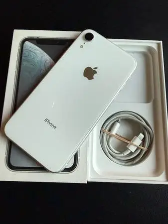 iPhone XR 128GB