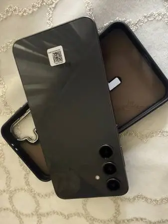 Like new unlocked Samsung galaxy s24