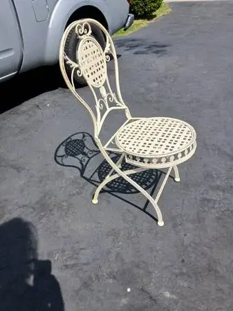 Metal garden chair - Cottage Style