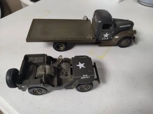 Flatbed Chevy truck w/ willys jeep 1/32 scale