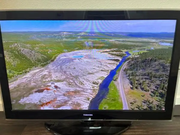 Toshiba  46 Slim 1080p LED-LCD HDTV HD TV with remote