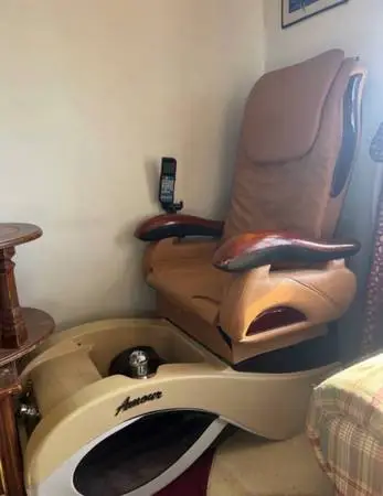 moving sale