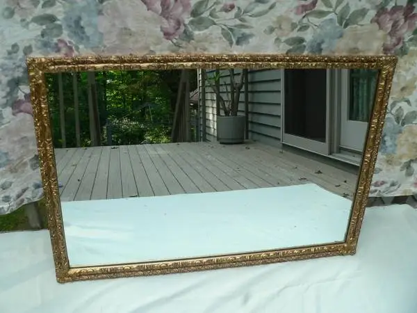 VTG BEAUTIFUL 71 YEAR OLD GOLD GILDED ORNATE MIRROR 27 X 39