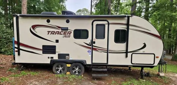 2016 tracer air camper
