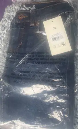 Girl’s Jordache Jeans (3T)