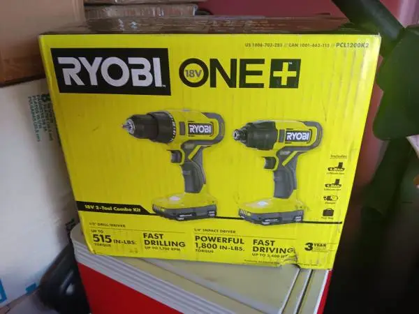 Ryobi drill set
