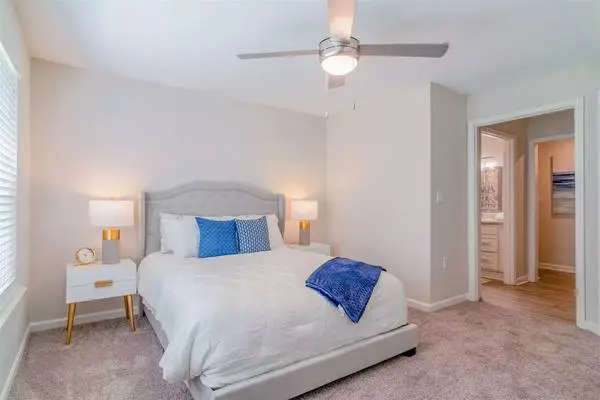 Just right for you! A gorgeous 3 bed 2 bath apartment awaits!