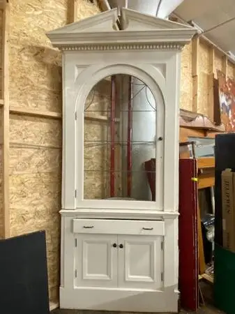 Spiderweb Built-in Cabinets