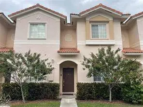 LEASE WOODLAND TOWNHOUSE.. UPDATED THROUGHOUT.. NICE DEAL