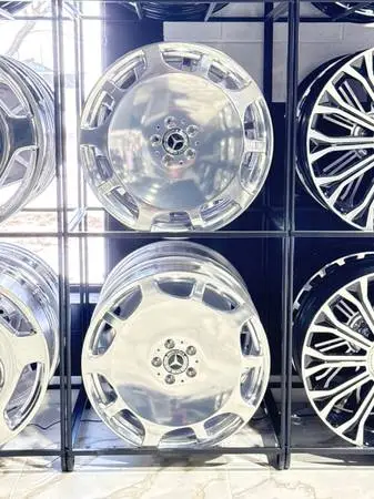 20” polish Mercedes Benz set