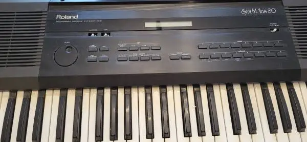 Roland HS-80 fOR pARTS oR rEPAIR- Analog/Digital Hybrid Synth