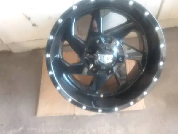 17 6 lug REV truck wheels (NEW)