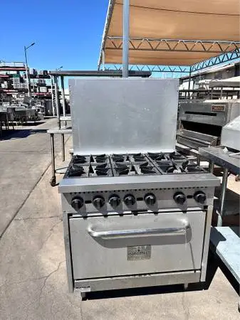 Six Burner Range Stove MAINSTREET