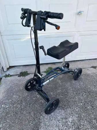 NOVA - Dark BLUE Heavy Duty Knee Scooter