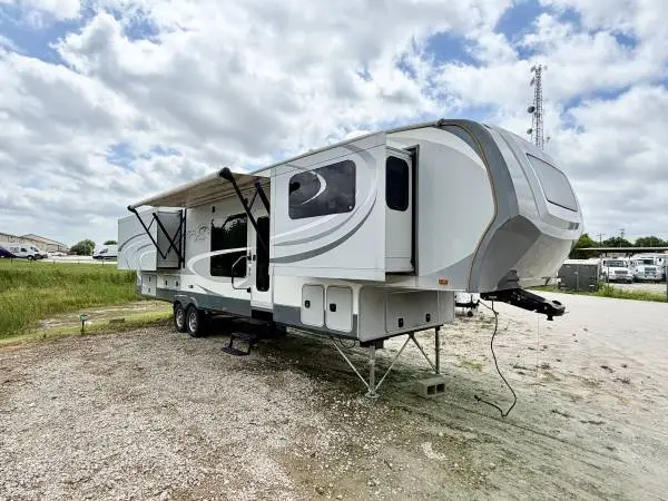 2014 Open Range Fifth Wheel With Five Slide Outs 40 feet Long