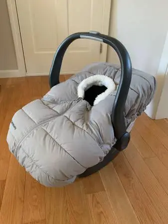 Uppababy CozyGanoosh for Mesa car seat