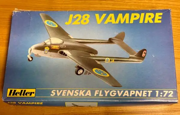 1/72 Heller, J28 Vampire Svenska Flygvapnet Airplane Model Kit #80297