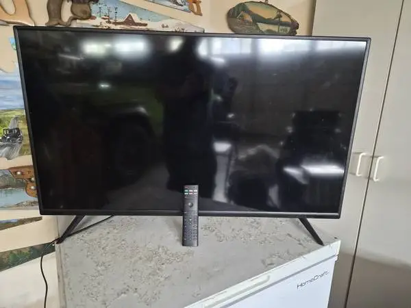 Visio 40 LED Smart TV with remote
