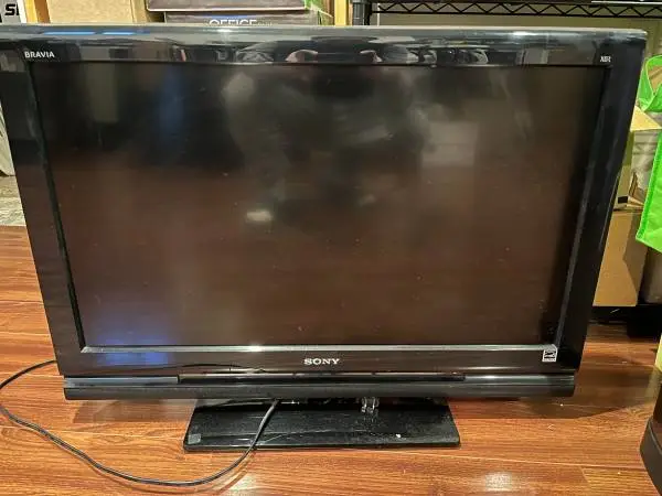 32 inch Sony Bravia TV