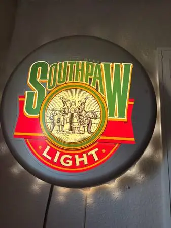Premium Southpaw Light, Bar light