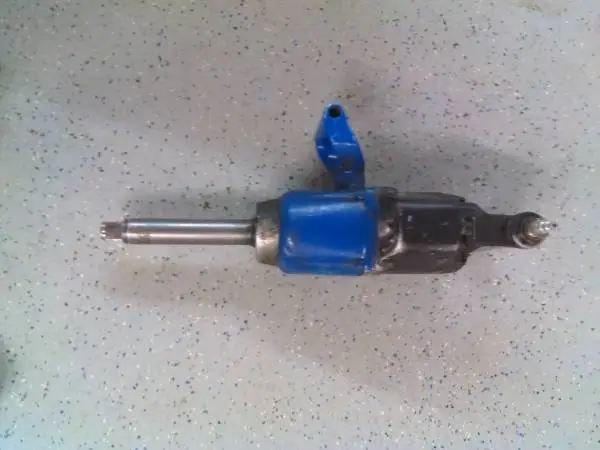1 Chicago Pheumatic Air Wrench