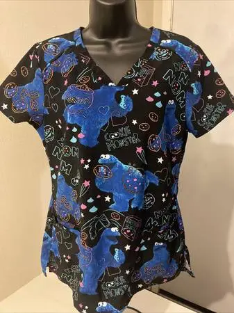 SESAME STREET Scrubs - Small Graphic Print Nurse Lightweight V Neck