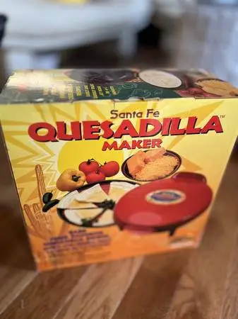 Santa Fe QM2R 900-Watt Quesadilla Maker