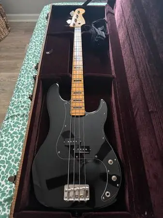 Squire Classic Vibe P Bass with Mods +More - Like New