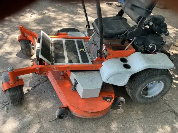 Z-Beast 62” zero turn mower FX850V Kawasaki 31 hp engine