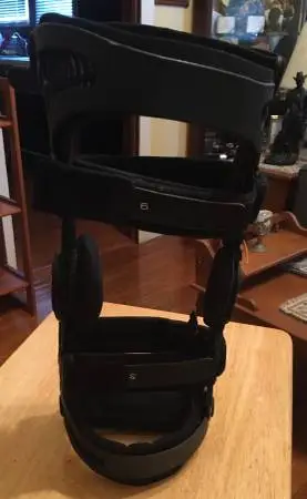 PRISTINE RIGHT SIDE BREG FUSION LATERAL OA PLUS KNEE BRACE