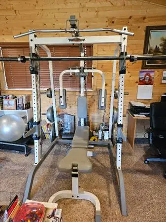 Smith half cage weight machine for sale