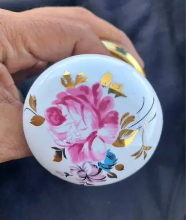 Beautiful Brass 1980s Vintage Original Antique Floral Design Door Knob
