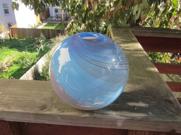 Beautiful Vintage Glass Vase