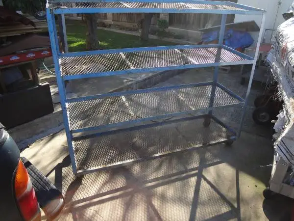 4-SHELVES STORAGE RACK ON WHEELS