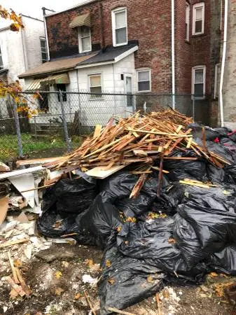 DEMOLITION/JUNK/GARBAGE REMOVAL”631 707-4313”