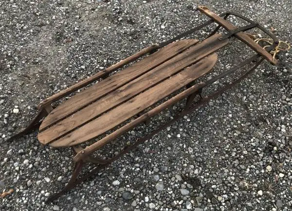 Vintage Yankee Clipper Steerable Wooden Snow Sled