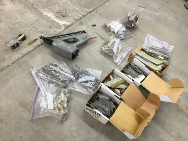 Senco pneumatic framing Gun+Lots of Different Fastners